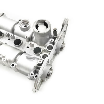 OE 04E103475AR Cobertura de cabeça de motor de prata para motor 13JD